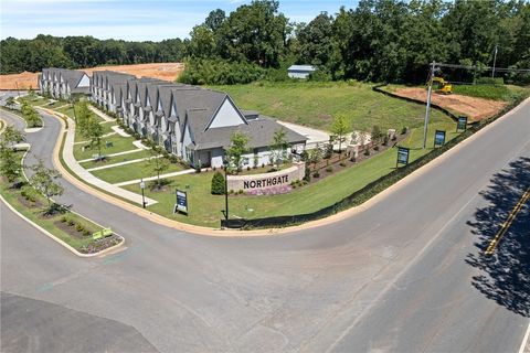 316 NORTHGATE Boulevard 9 Auburn AL 36830