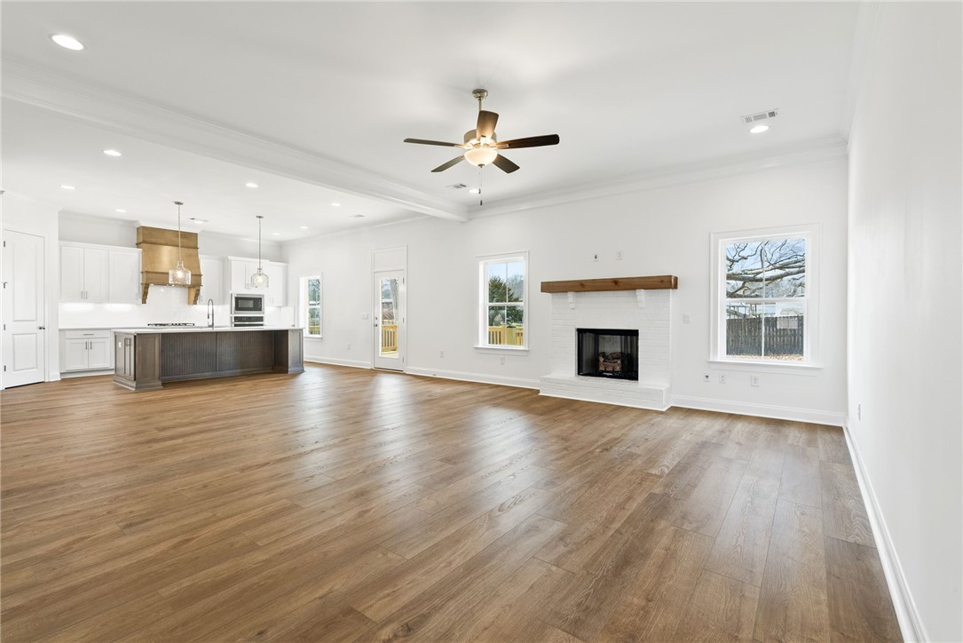 2412 THUNDER RIDGE Way