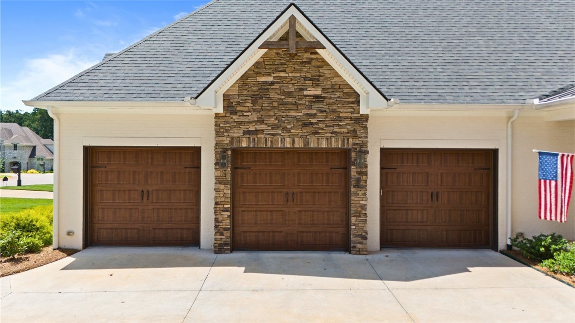 1420 FALLS CREST Drive