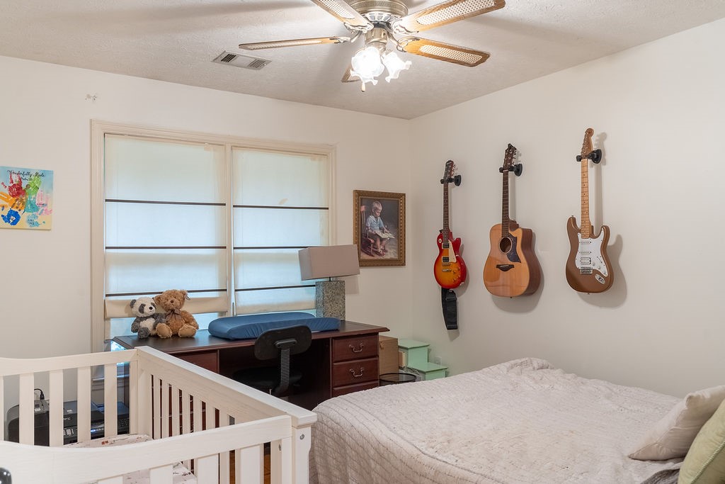 Auburn, Alabama 36830, United States, 3 Bedrooms Bedrooms, ,3 BathroomsBathrooms,Residential,Active,160963