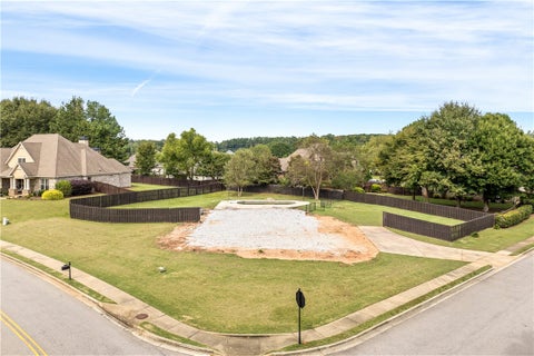 Photo of 499 MONTICELLO Drive, Auburn, AL 36832 (MLS # 182715)