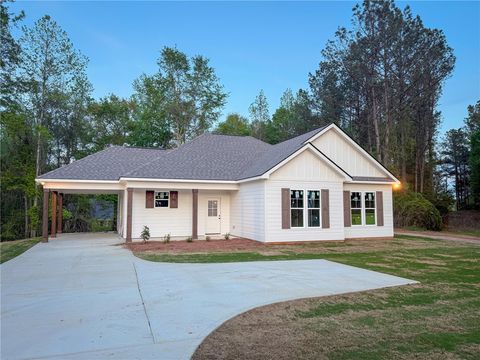 Photo of 7054 COUNTY ROAD 53, Notasulga, AL 36866 (MLS # 179841)