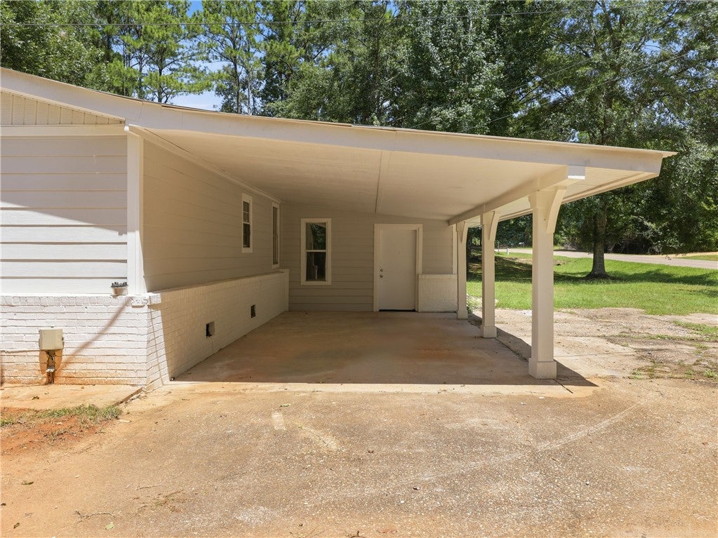 Photo of 1515 N ANN Street, Eclectic, AL 36024 (MLS # 181996)