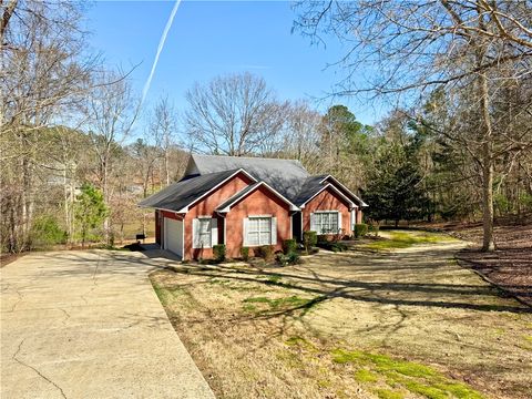 Photo of 230 DOGWOOD Circle NW, Fort Payne, AL 35967 (MLS # 179418)