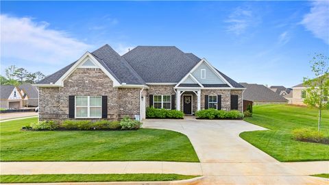 1706 HIDDEN LAKES Drive Opelika AL 36801