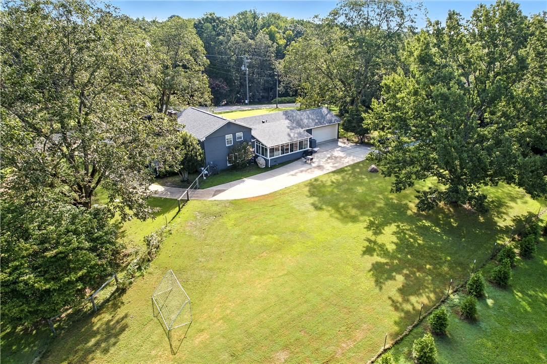 Auburn, Alabama 36832, United States, 4 Bedrooms Bedrooms, ,4 BathroomsBathrooms,Residential,Active,212721