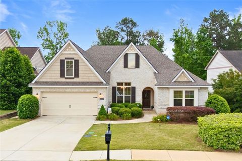 Photo of 2039 MOHICAN Drive, Auburn, AL 36879 (MLS # 180328)