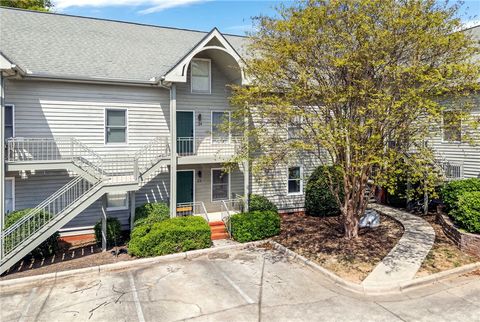 Photo of 528 GENELDA Avenue #23, Auburn, AL 36832 (MLS # 179608)