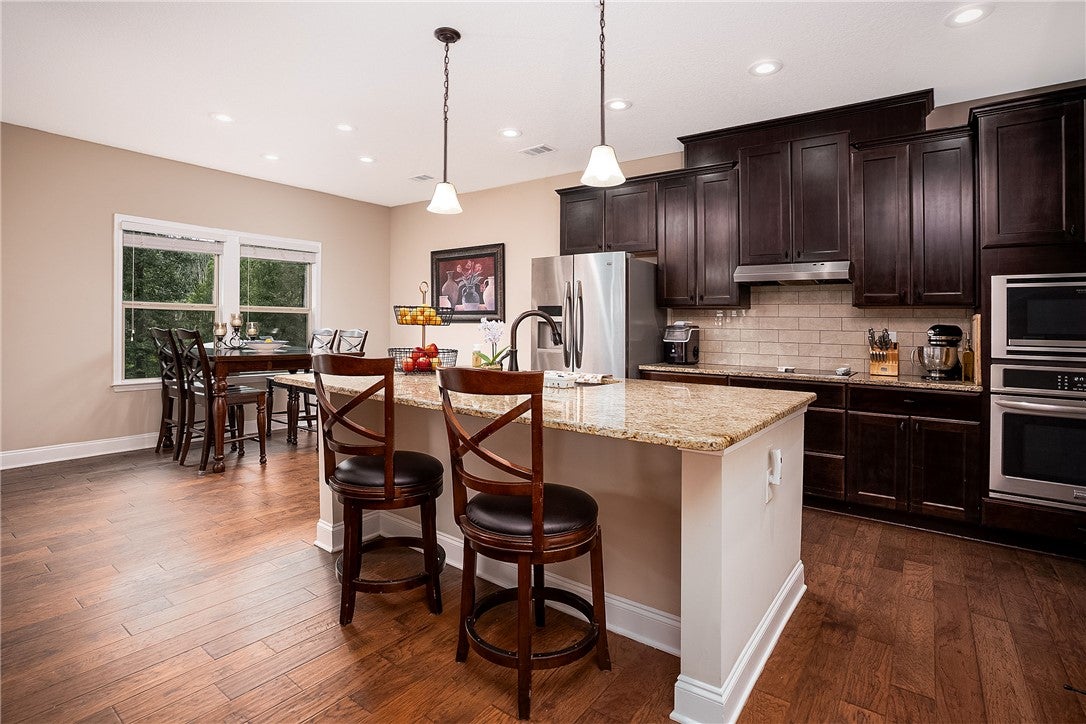 1104 CEDAR CREEK Drive