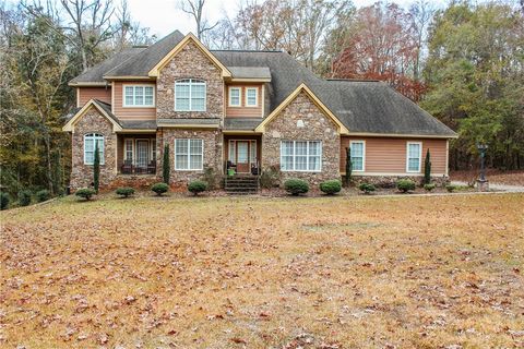 2007 MOORES MILL Drive Lanett AL 36863