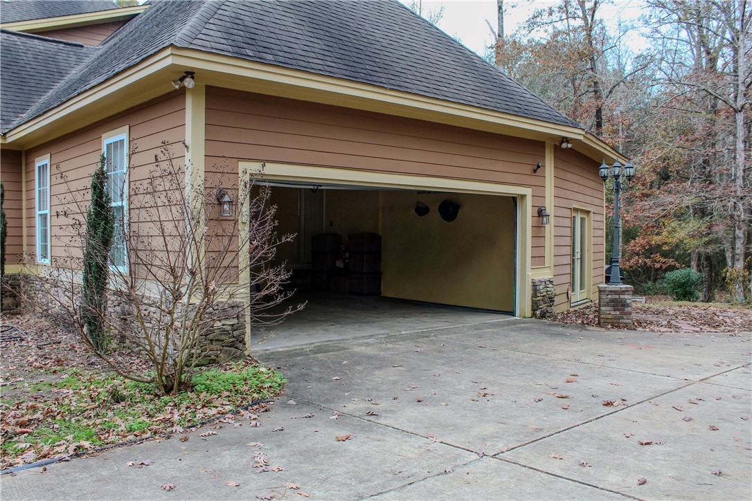 2007 MOORES MILL Drive