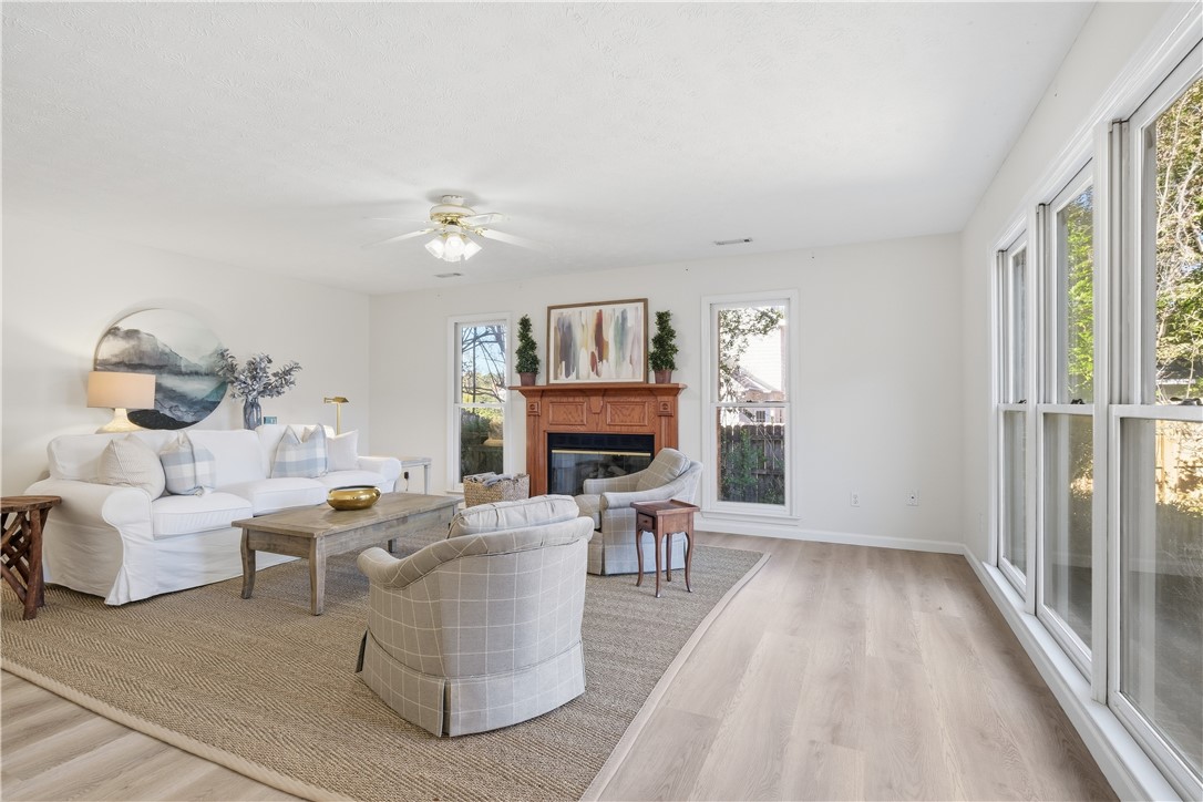 Auburn, Alabama 36830, United States, 4 Bedrooms Bedrooms, ,3 BathroomsBathrooms,Residential,Active,252950