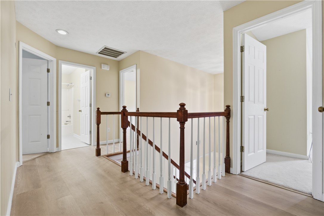 Auburn, Alabama 36830, United States, 4 Bedrooms Bedrooms, ,3 BathroomsBathrooms,Residential,Active,252950