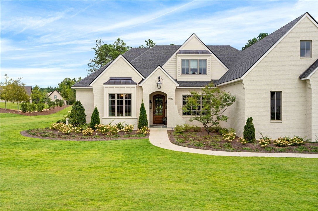 9033 CHAPEL HEIGHTS Drive