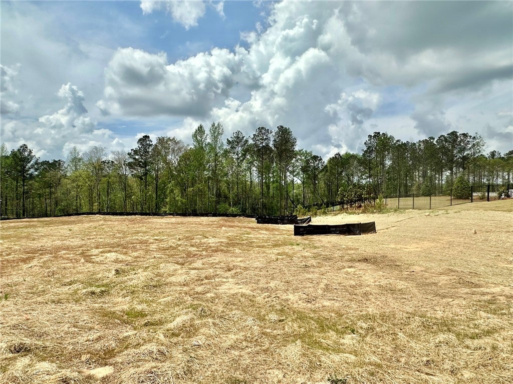 Photo of 9 CHAPEL HEIGHTS Drive, Opelika, AL 36804 (MLS # 181229)