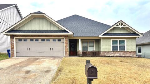 Photo of 263 LEE ROAD 2170, Phenix City, AL 36870 (MLS # 177791)
