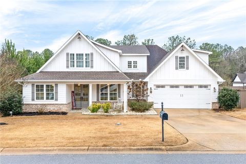 4135 CREEKWATER Crossing Auburn AL 36830