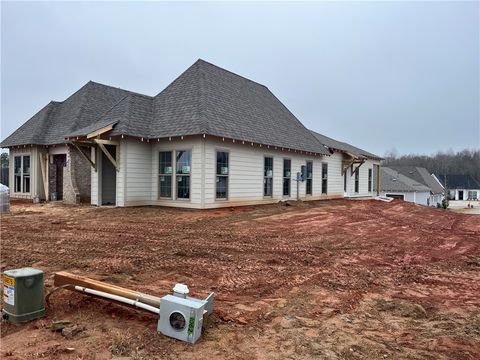 Photo of 73 FOREST Lane, Opelika, AL 36801 (MLS # 178472)