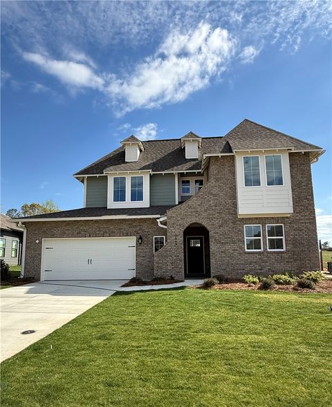 Photo of 2645 RUTLAND Road, Auburn, AL 36832 (MLS # 178371)