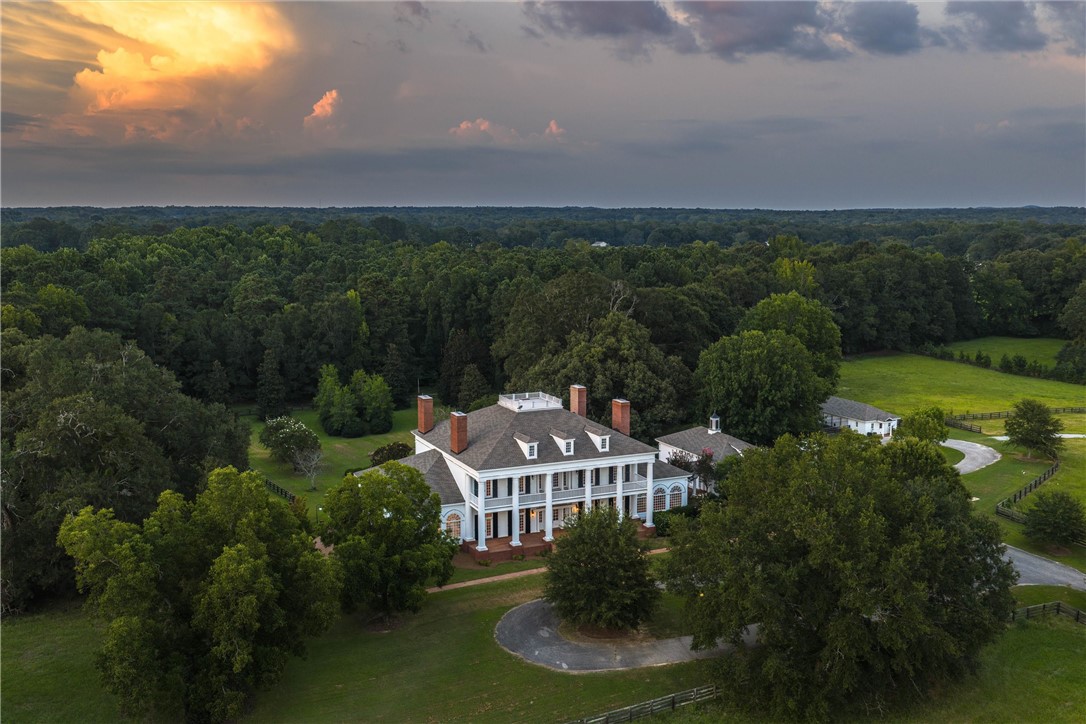 2667 CLAUD FLEAHOP Road