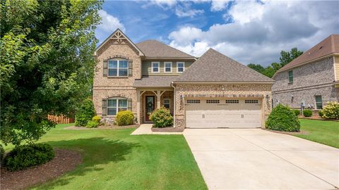 Photo of 2646 SALFORD Street, Auburn, AL 36832 (MLS # 181334)
