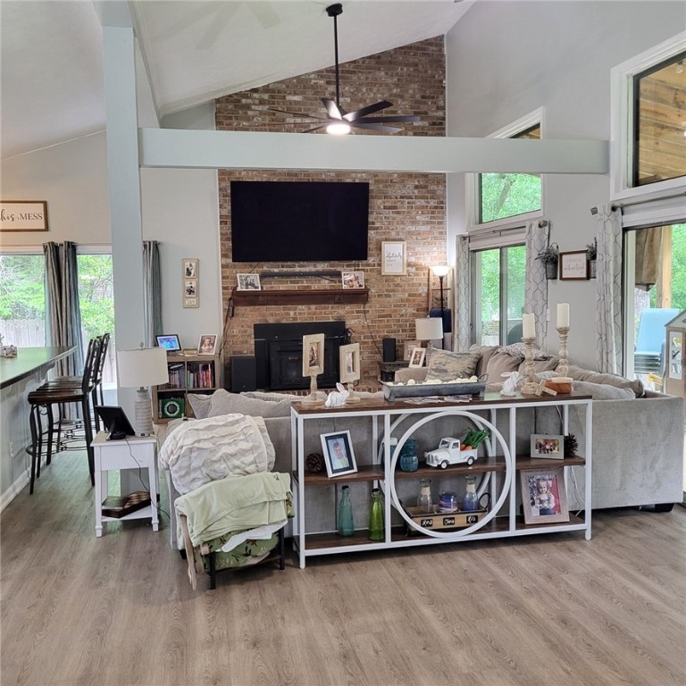 23 LAUREL Drive