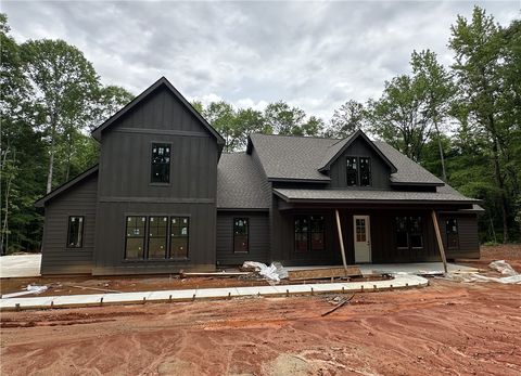 Photo of 12402 LEE ROAD 72, Camp Hill, AL 36850 (MLS # 180377)