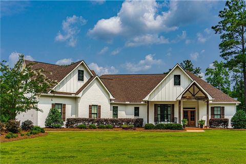 85 LEE ROAD 321 Smiths Station AL 36877