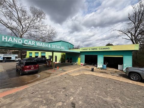 614 S 7TH Street Opelika AL 36801