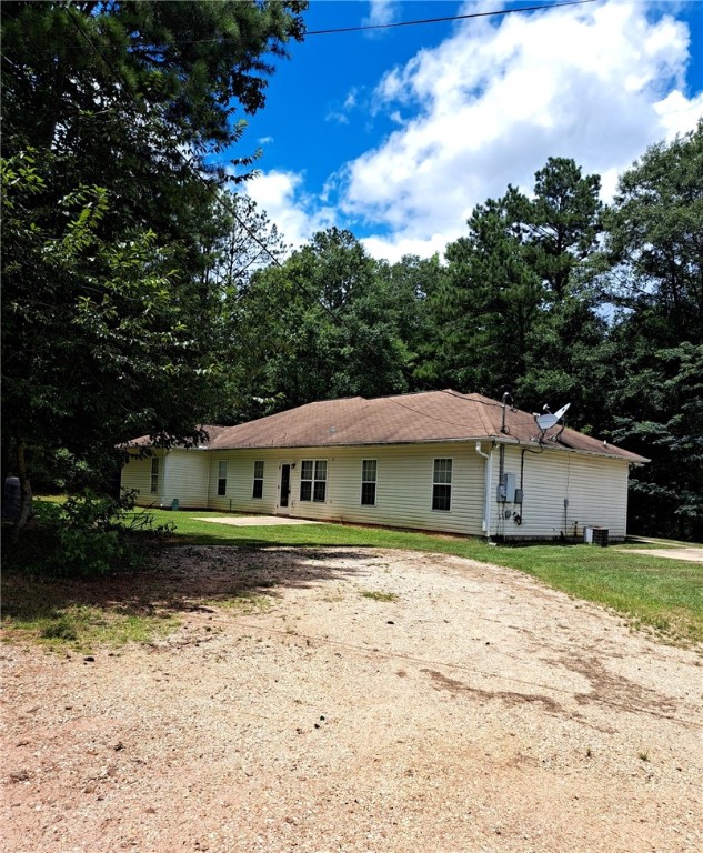 1055 COUNTY ROAD 174