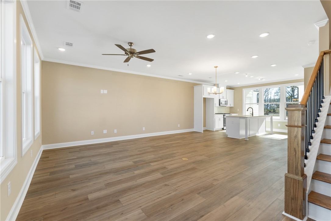 225 BLACK SWANN Road