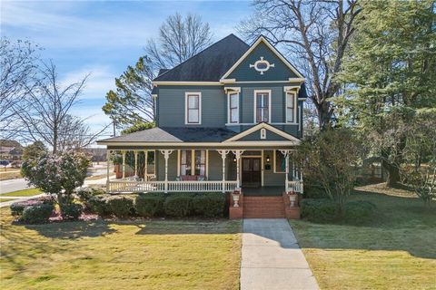 300 N 8TH Street Opelika AL 36801