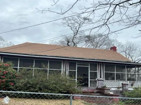 Photo of 2104 9TH Avenue, Phenix City, AL 36867 (MLS # 180513)