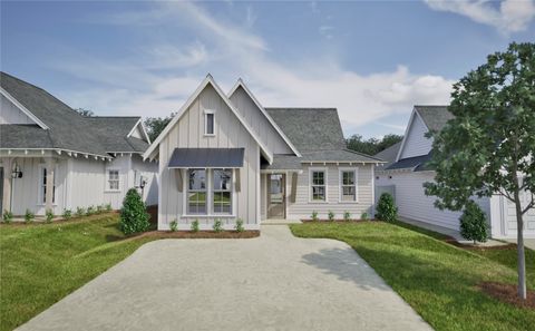 Photo of 118 WOODLAND Lane, Opelika, AL 36801 (MLS # 180735)