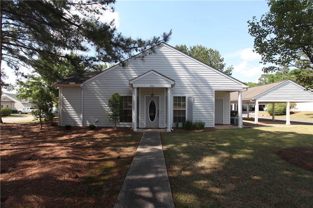 910-912-914 HARVARD Place