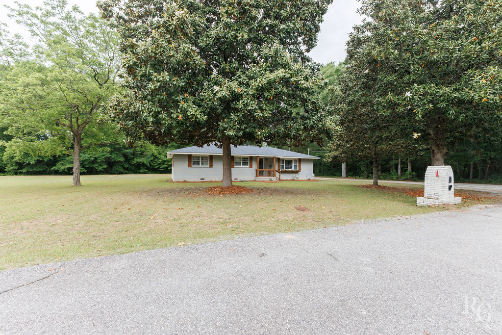 1904 HARBUCK Drive