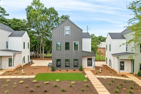 Photo of 578 PRIDE Avenue, Auburn, AL 36830 (MLS # 174688)