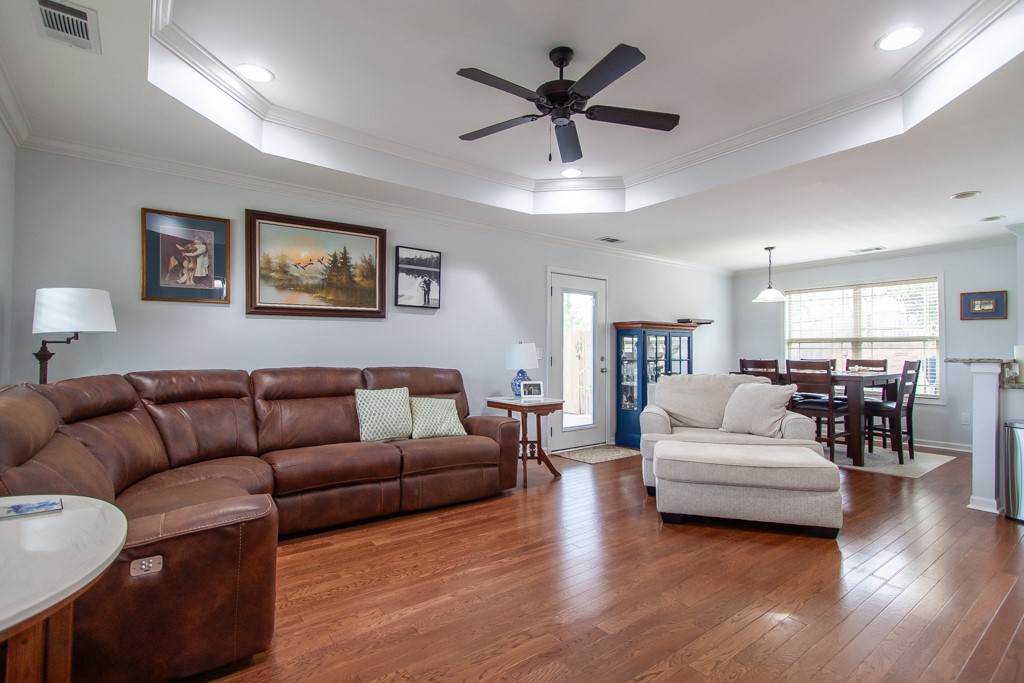 2437 WATERSTONE Circle