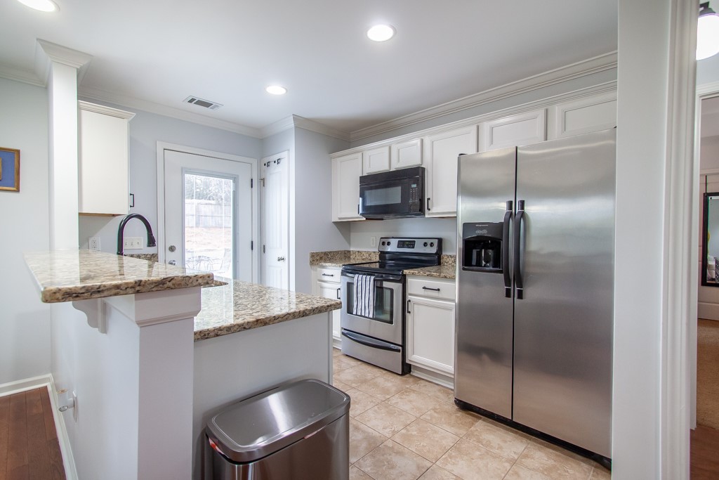 2437 WATERSTONE Circle