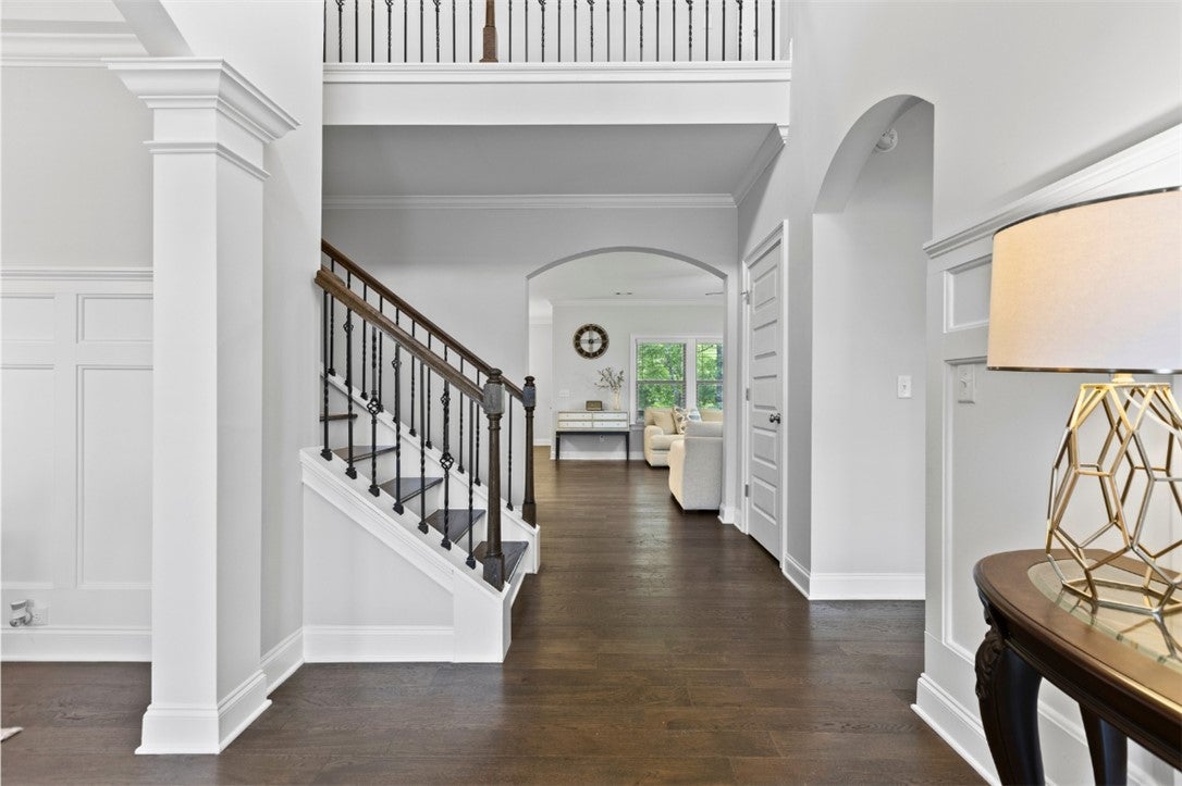 454 MONTICELLO Drive