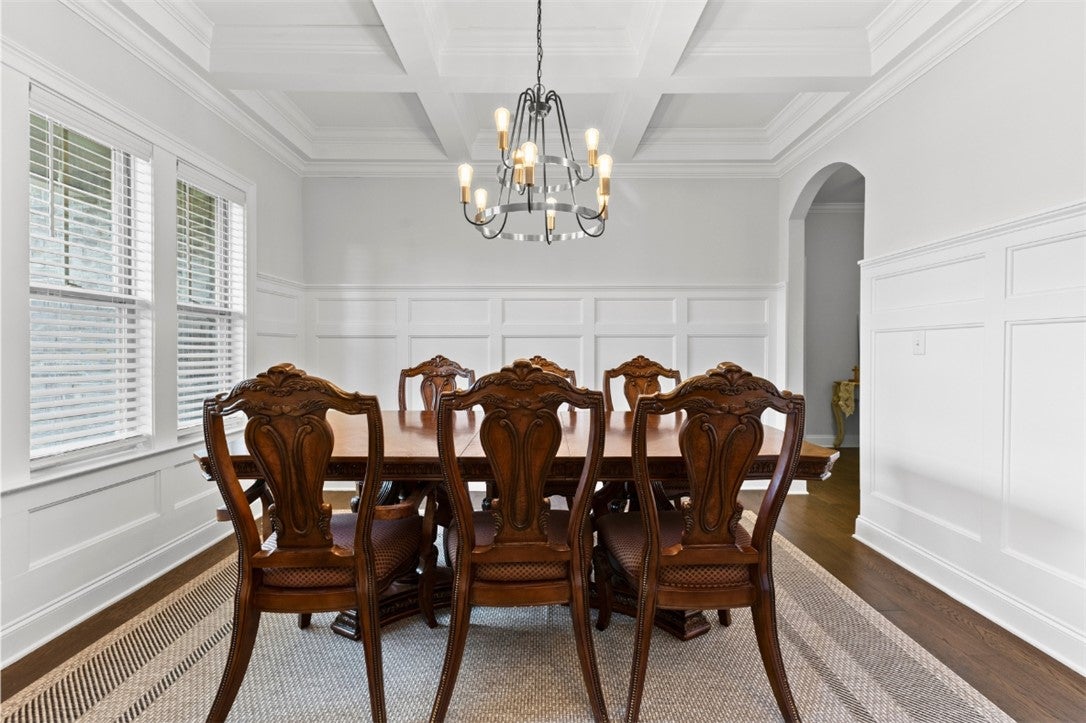 454 MONTICELLO Drive