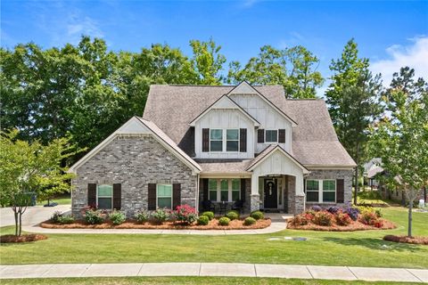 Photo of 454 MONTICELLO Drive, Auburn, AL 36830 (MLS # 180481)