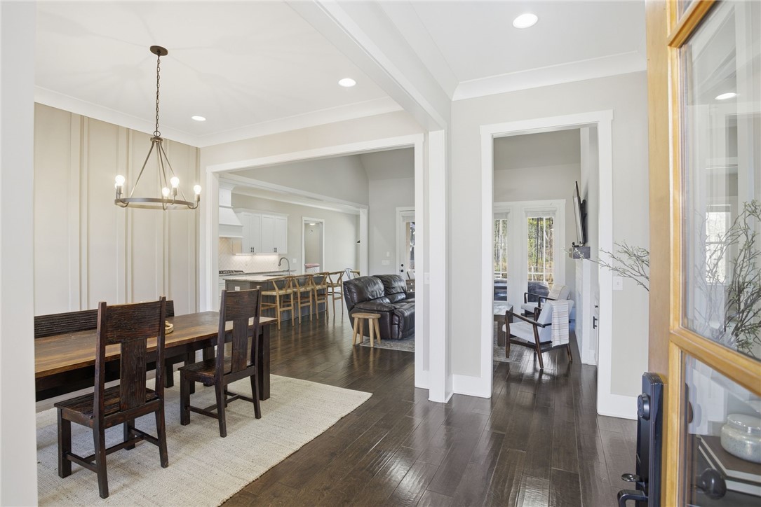 1930 YARBROUGH FARMS Boulevard