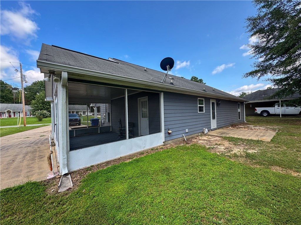 322 LEE ROAD 2086