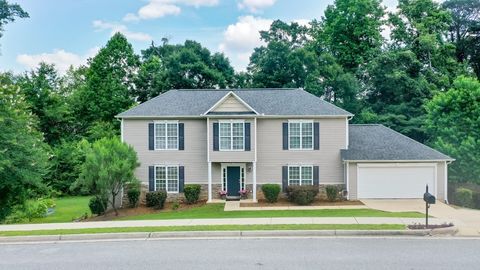 Photo of 4317 LIVE OAK Drive, Auburn, AL 36832 (MLS # 180916)