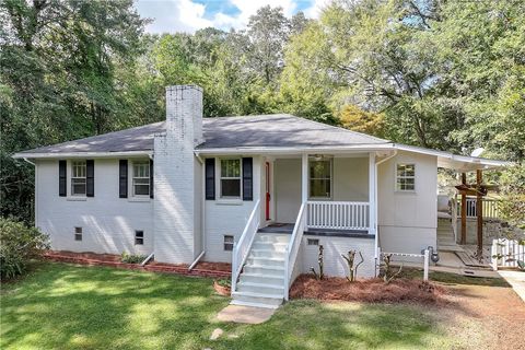 Photo of 345 BOWDEN Drive, Auburn, AL 36830 (MLS # 177057)