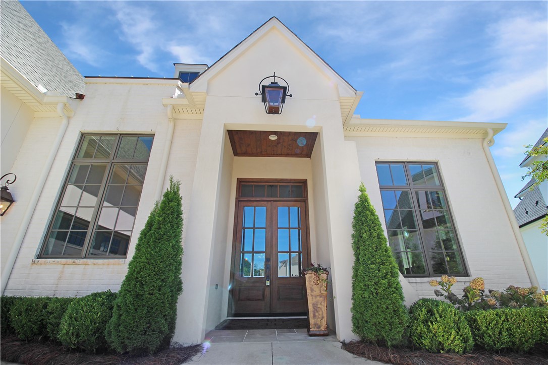 1318 MAGNOLIA CLUB Court