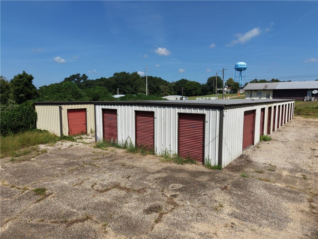 Photo of 186 N MIDWAY Street, Clayton, AL 36016 (MLS # 182511)