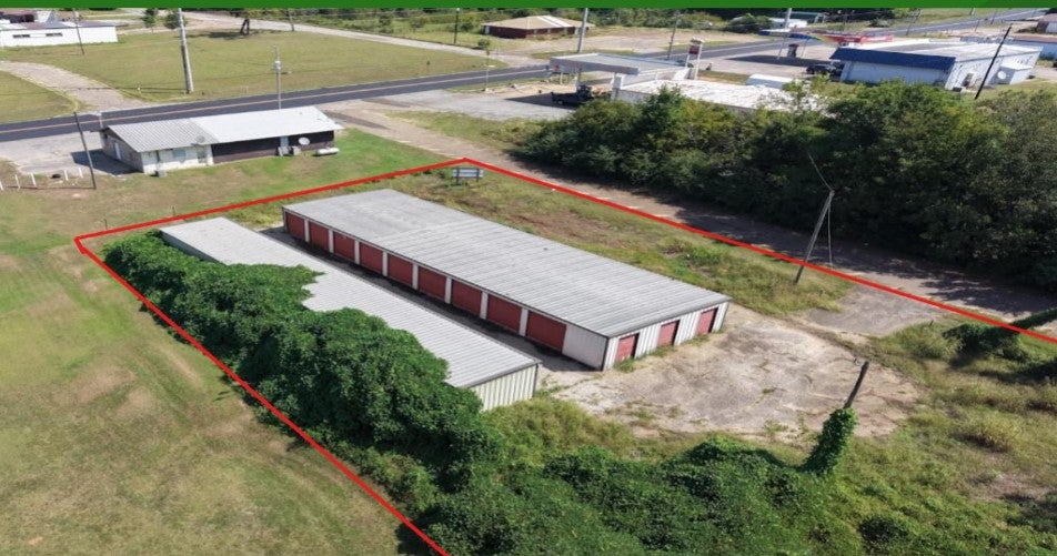 Photo of 186 N MIDWAY Street, Clayton, AL 36016 (MLS # 182511)