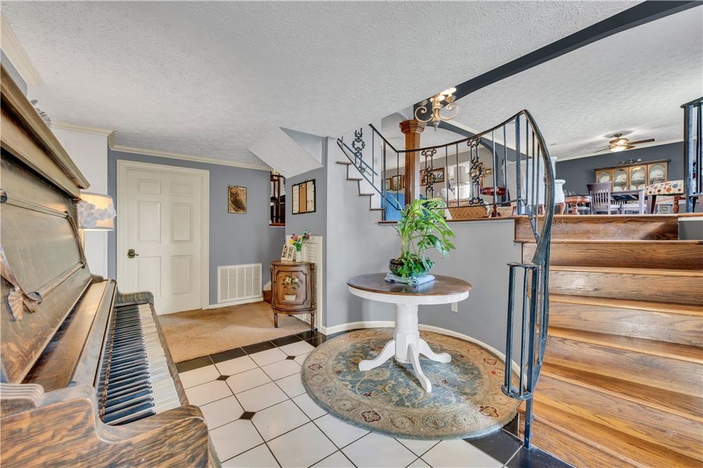 Photo of 1603 SHADYWOOD Court, Opelika, AL 36801 (MLS # 177228)